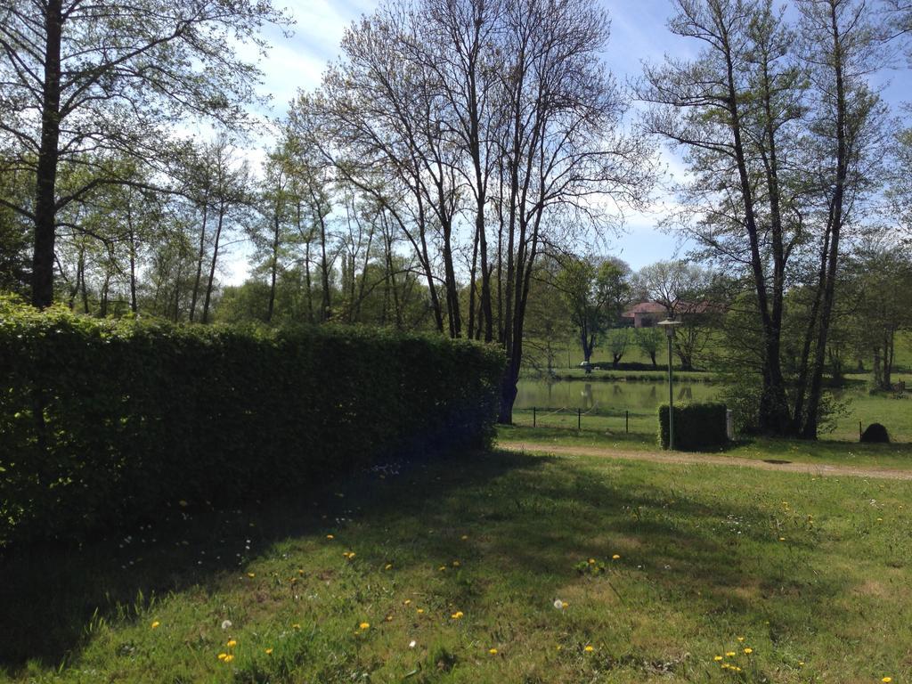 Camping Domaine De Mepillat Saint-Nizier-le-Bouchoux Room photo